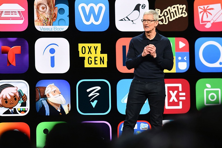 Lần đầu tiên App Store cung cấp tùy chọn xếp hạng ứng dụng của Apple REUTERS